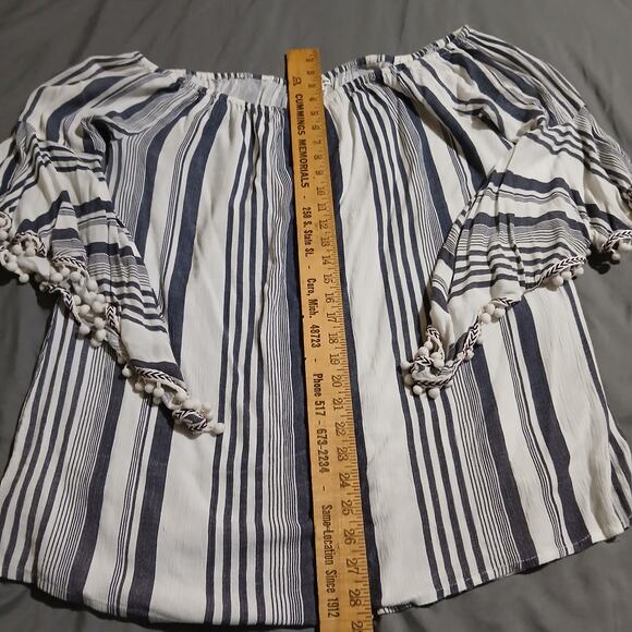 Truly 4 You vertical stripe boho Navy/white tunic M pompom butterfly sleeves - Picture 4 of 8